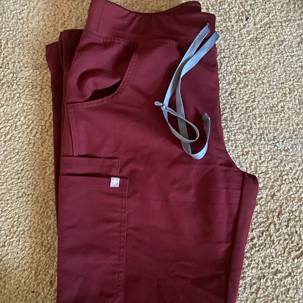 Figs Kade Cargo Pants Burgundy